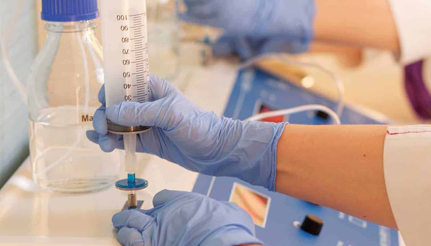 insuflatii-cu-ozon-2 Beneficiile infiltrațiilor cu ozon în tratamentul herniei de disc